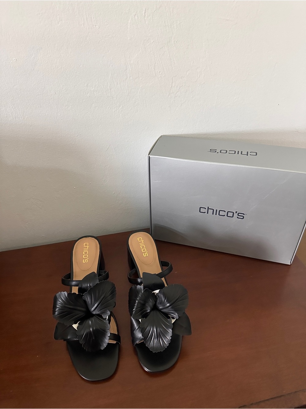 Chico's Black Leather Floral Slide Mules